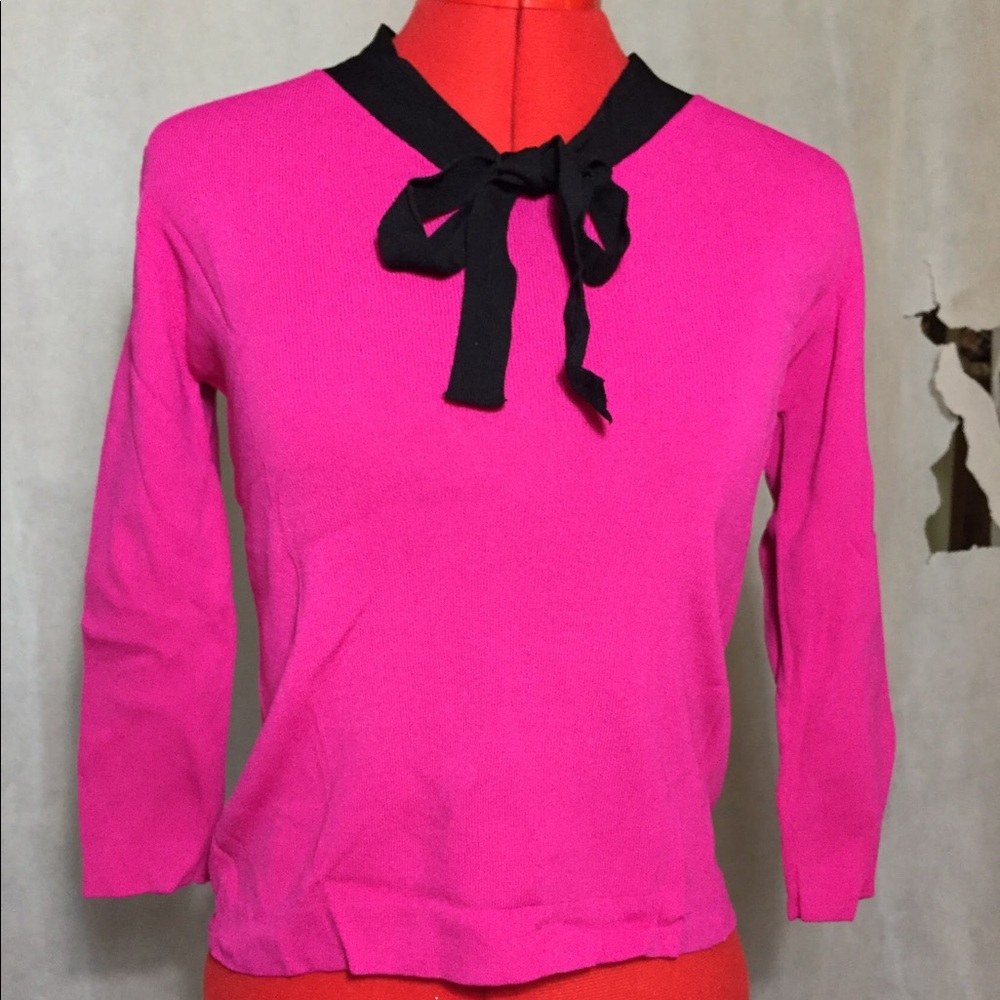 Joseph A. Qu’est-cequec’ est silk? Sweater